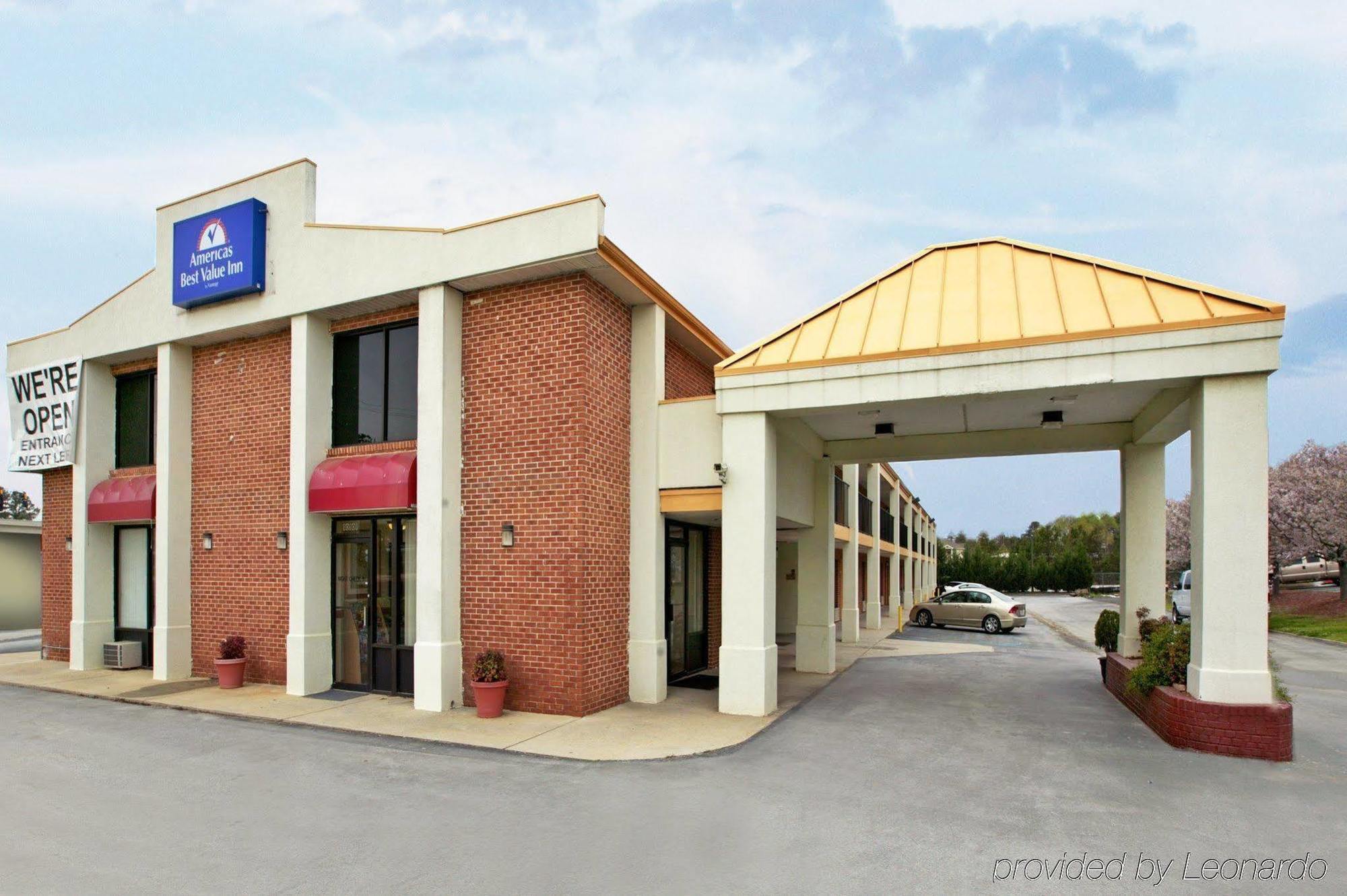 My Home & Suites Covington Exterior photo